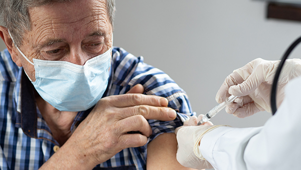 واکسیناسیون سالمندان