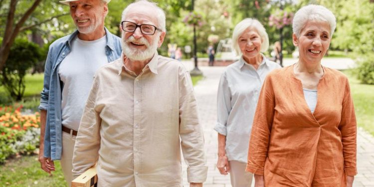 اّبّر سالمندان در 80 سالگی همچنان حافظه قوی و هوش و حواسی فوق العاده دارند