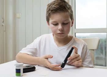 سن دیابت در ایران به بچه‌مدرسه‌ای‌ها رسید