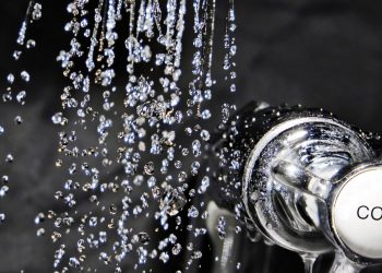 وقت آن رسیده که دوش آب سرد بگیرید