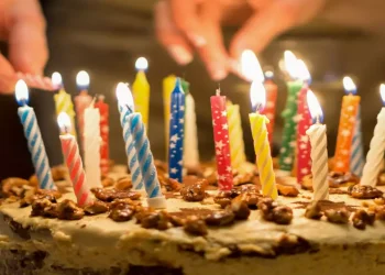 پیری یک فرایند تدریجی نیست و در دو مرحله مهم سرعت می‌گیرد