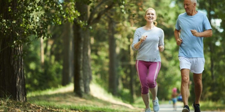 مراقبت‌های دوره میان‌سالی؛ بزرگ‌ترین سرمایه برای دوران سالمندی