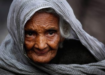 در چه سنی می‌توان یک فرد را «پیر» دانست؟