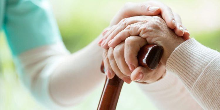 هزینه نگهداری سالمند